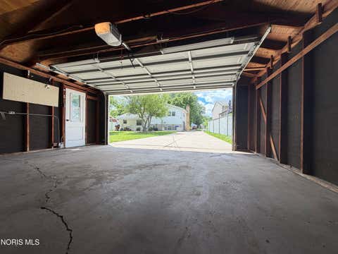 Tiny photo for 333 Danesmoor Road, Holland, OH 43528 (MLS # 10009988)