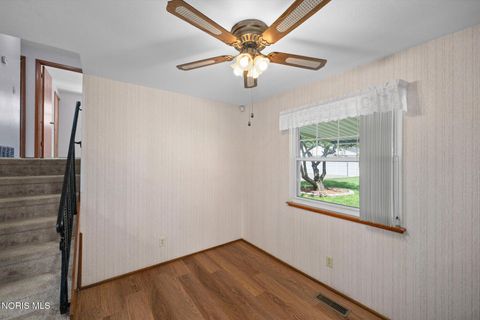 Tiny photo for 333 Danesmoor Road, Holland, OH 43528 (MLS # 10009988)