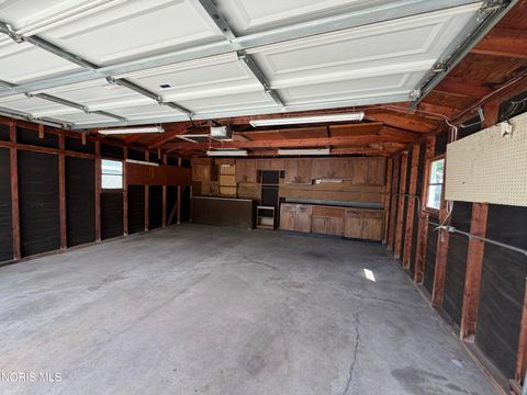 Tiny photo for 333 Danesmoor Road, Holland, OH 43528 (MLS # 10009988)