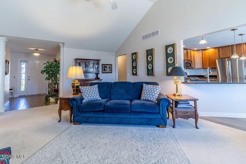 Tiny photo for 26364 Stillwater Drive, Perrysburg, OH 43551 (MLS # 10005595)