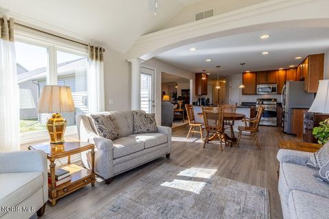 Tiny photo for 26364 Stillwater Drive, Perrysburg, OH 43551 (MLS # 10005595)