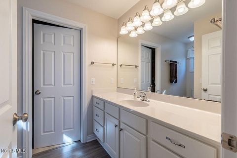 Tiny photo for 26364 Stillwater Drive, Perrysburg, OH 43551 (MLS # 10005595)