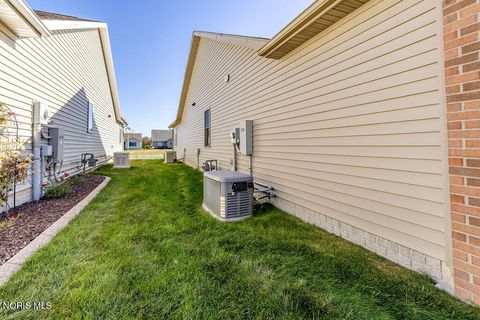 Tiny photo for 26364 Stillwater Drive, Perrysburg, OH 43551 (MLS # 10005595)