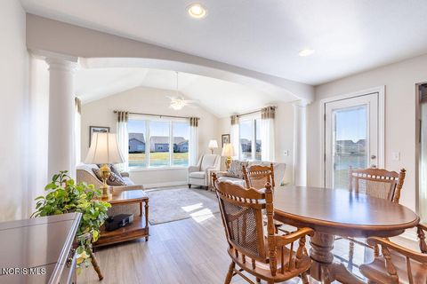 Tiny photo for 26364 Stillwater Drive, Perrysburg, OH 43551 (MLS # 10005595)