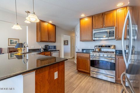 Tiny photo for 26364 Stillwater Drive, Perrysburg, OH 43551 (MLS # 10005595)