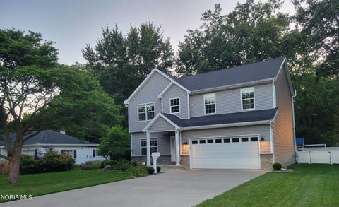 Tiny photo for 1045 Hickory Street, Perrysburg, OH 43551 (MLS # 10011173)