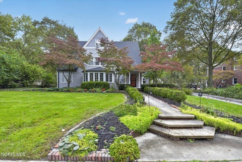 Photo of 3426 Brookside Road, Ottawa Hills, OH 43606 (MLS # 10014713)