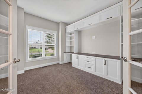 Tiny photo for 7703 Lonetree Court, Maumee, OH 43537 (MLS # 10014650)