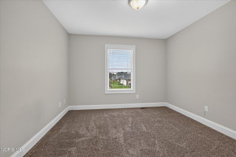 Tiny photo for 7703 Lonetree Court, Maumee, OH 43537 (MLS # 10014650)