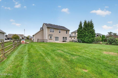Tiny photo for 7703 Lonetree Court, Maumee, OH 43537 (MLS # 10014650)