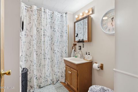 Tiny photo for 301 E 7th Street, Sycamore, OH 44882 (MLS # 10004987)