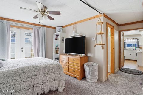 Tiny photo for 301 E 7th Street, Sycamore, OH 44882 (MLS # 10004987)