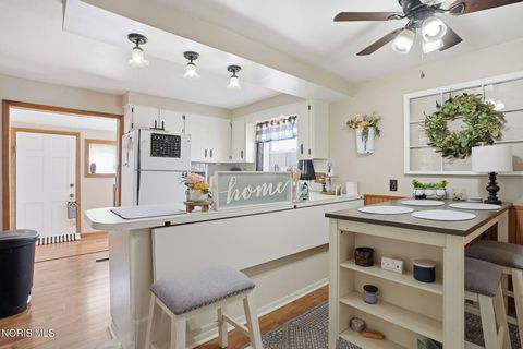 Tiny photo for 301 E 7th Street, Sycamore, OH 44882 (MLS # 10004987)