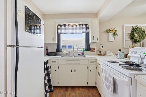 Tiny photo for 301 E 7th Street, Sycamore, OH 44882 (MLS # 10004987)