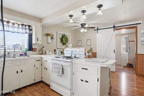 Tiny photo for 301 E 7th Street, Sycamore, OH 44882 (MLS # 10004987)