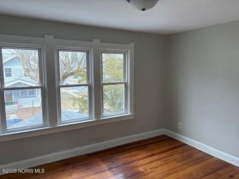 Tiny photo for 3726 Leybourn Avenue, Toledo, OH 43612 (MLS # 10003179)