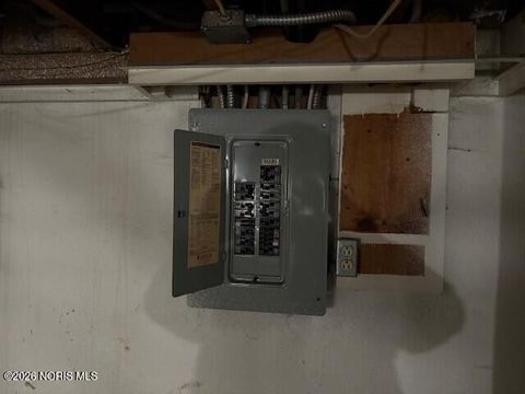 Tiny photo for 3726 Leybourn Avenue, Toledo, OH 43612 (MLS # 10003179)