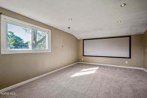 Tiny photo for 26933 Whiteside Drive, Perrysburg, OH 43551 (MLS # 10008411)