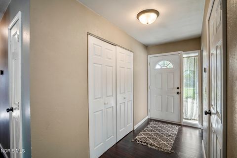 Tiny photo for 26933 Whiteside Drive, Perrysburg, OH 43551 (MLS # 10008411)