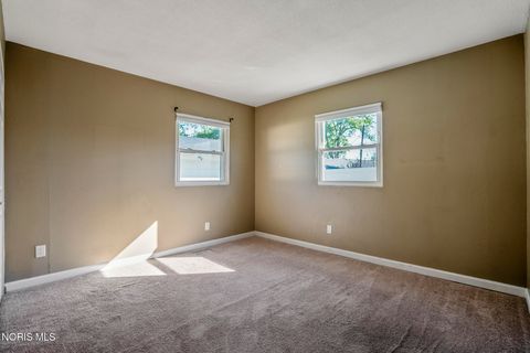 Tiny photo for 26933 Whiteside Drive, Perrysburg, OH 43551 (MLS # 10008411)