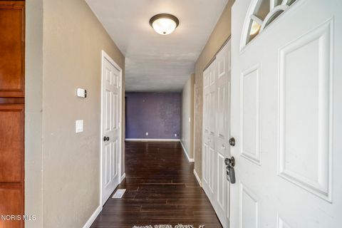 Tiny photo for 26933 Whiteside Drive, Perrysburg, OH 43551 (MLS # 10008411)
