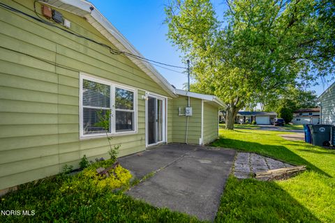 Tiny photo for 26933 Whiteside Drive, Perrysburg, OH 43551 (MLS # 10008411)