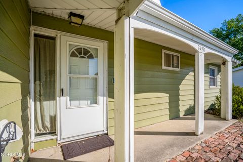 Tiny photo for 26933 Whiteside Drive, Perrysburg, OH 43551 (MLS # 10008411)