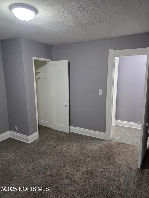 Tiny photo for 189 E Broadway Street, Toledo, OH 43605 (MLS # 10001761)