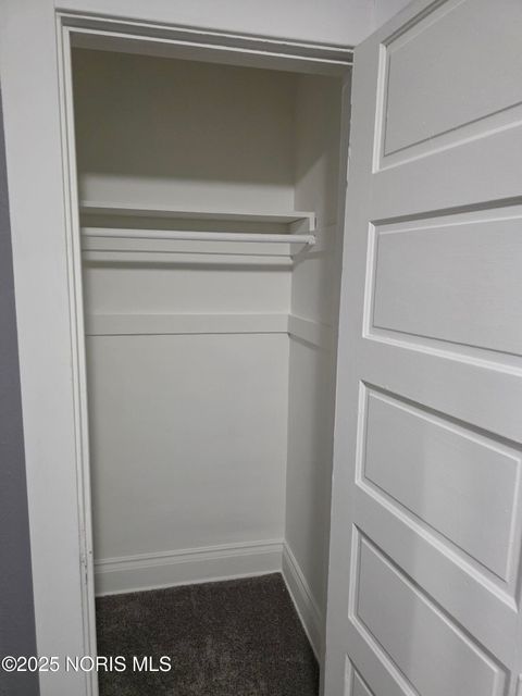 Tiny photo for 189 E Broadway Street, Toledo, OH 43605 (MLS # 10001761)