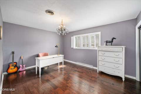 Tiny photo for 2060 Whitehall Rd RD, Ottawa Hills, OH 43606 (MLS # 10009627)