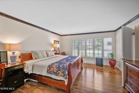 Tiny photo for 2060 Whitehall Rd RD, Ottawa Hills, OH 43606 (MLS # 10009627)
