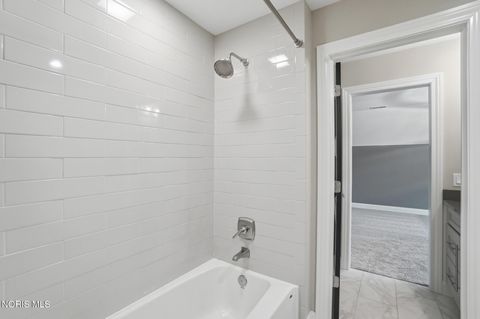 Tiny photo for 2415 N Crissey Road, Sylvania, OH 43560 (MLS # 10007069)