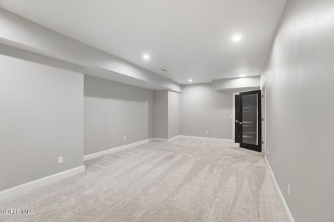 Tiny photo for 2415 N Crissey Road, Sylvania, OH 43560 (MLS # 10007069)