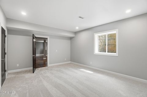 Tiny photo for 2415 N Crissey Road, Sylvania, OH 43560 (MLS # 10007069)