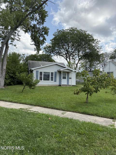 Tiny photo for 55 Roland Court, Rossford, OH 43460 (MLS # 10011609)