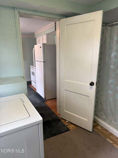 Tiny photo for 55 Roland Court, Rossford, OH 43460 (MLS # 10011609)