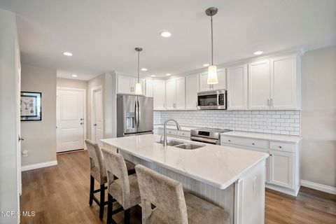 Tiny photo for 15079 E Sunset Maple Drive, Perrysburg, OH 43551 (MLS # 10007422)