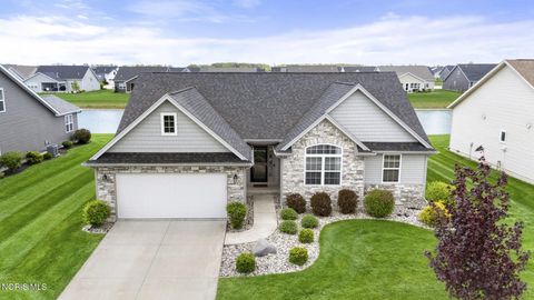 Photo of 15079 E Sunset Maple Drive, Perrysburg, OH 43551 (MLS # 10007422)
