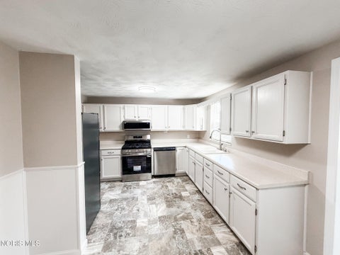Tiny photo for 6701 Burnham Green Road, Toledo, OH 43615 (MLS # 10008777)