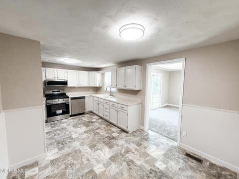 Tiny photo for 6701 Burnham Green Road, Toledo, OH 43615 (MLS # 10008777)