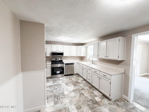 Tiny photo for 6701 Burnham Green Road, Toledo, OH 43615 (MLS # 10008777)