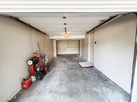 Tiny photo for 6701 Burnham Green Road, Toledo, OH 43615 (MLS # 10008777)