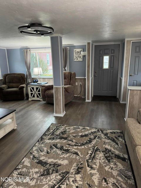 Tiny photo for 24521 Maple Street, Stony Ridge, OH 43463 (MLS # 10006028)