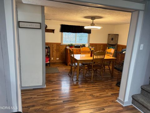 Tiny photo for 24521 Maple Street, Stony Ridge, OH 43463 (MLS # 10006028)