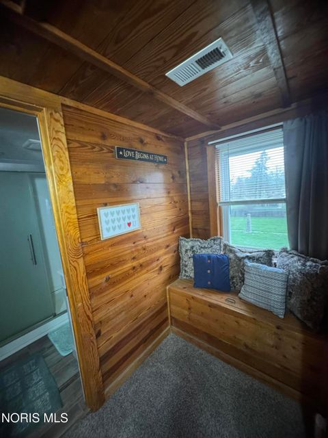 Tiny photo for 24521 Maple Street, Stony Ridge, OH 43463 (MLS # 10006028)