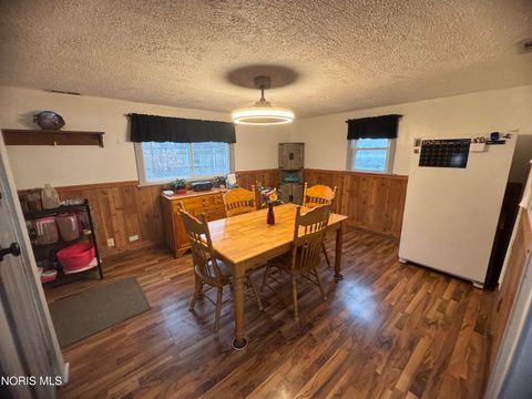 Tiny photo for 24521 Maple Street, Stony Ridge, OH 43463 (MLS # 10006028)