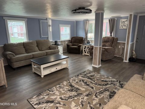 Tiny photo for 24521 Maple Street, Stony Ridge, OH 43463 (MLS # 10006028)