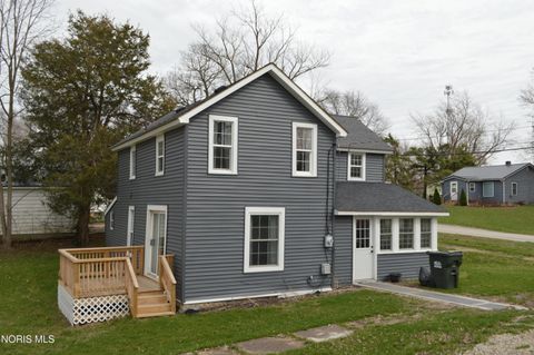 Photo of 204 S Erie Street, Antwerp, OH 45813 (MLS # 10005619)