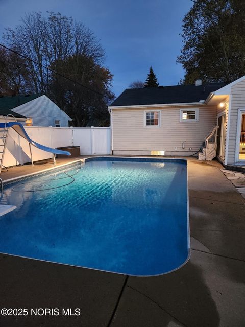 Tiny photo for 256 Midvale Avenue, Toledo, OH 43605 (MLS # 10002494)