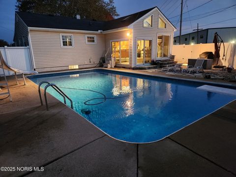 Tiny photo for 256 Midvale Avenue, Toledo, OH 43605 (MLS # 10002494)